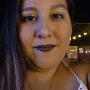 Meet your Posher, Cassandra